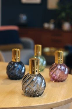 Ashleigh & Burwood Lampenolie Geurolie - Freesia & Orchid 250 Ml -Reinigingsproducten Winkel 800x1200 7